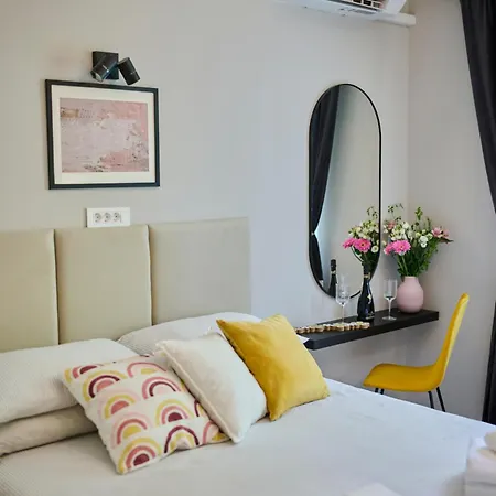 Victor 27 Apartment